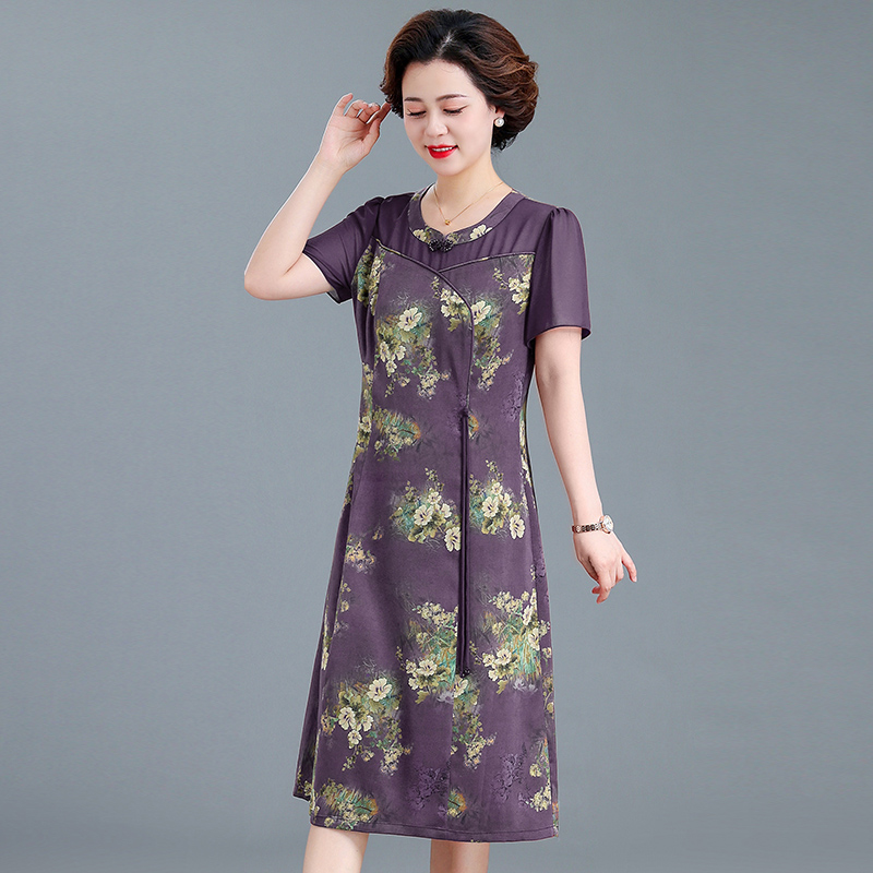 SDYY-2664时尚套裙粉色批发价105限价198尺码L-4XL105.00赛帝渊源SDYY-2664 女装连衣裙货源批发 赛帝渊源SDYY-1853女装一件代发