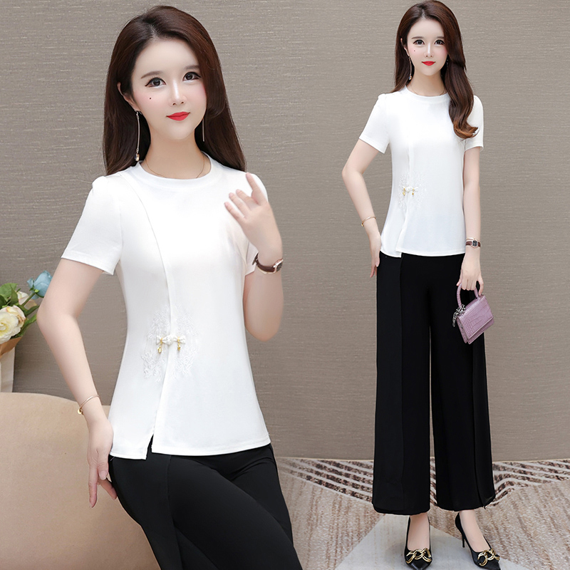 SFF26X1112-批发价150女士连衣裙限价248加色尺码M-3XL150.00圣非凡网批SFF26X1112- 女装蕾丝衫/雪纺衫货源批发 圣非凡网批SFF24X1058女装一件代发