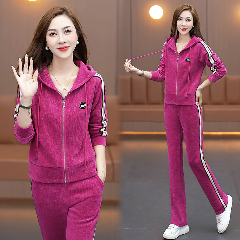 6928批发价130女士休闲运动套装春秋款长袖尺码女款L-5XL130.00奇奇运动6928 女装长袖套装货源批发 奇奇运动8363女装一件代发
