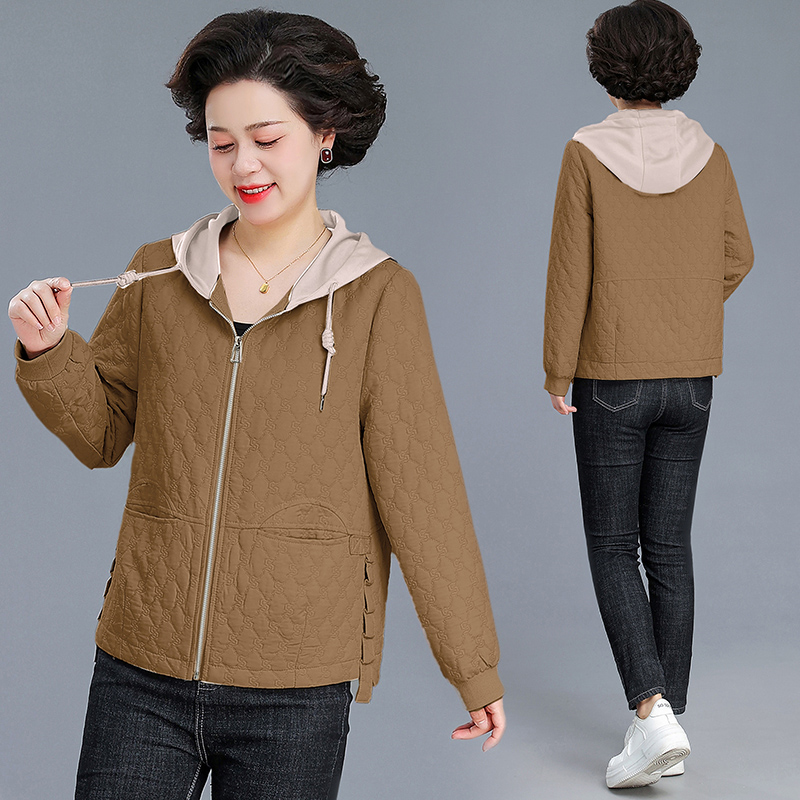 CW25风衣外套批发价50尺码XL-6XL50.00委姿CW25 女装风衣货源批发 委姿1131女装一件代发