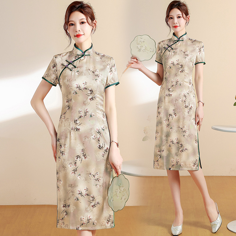 YIYI-26J92批发价120，女士连衣裙限价208尺码M-3XL120.00伊一网批YIYI-26J92 女装旗袍货源批发 伊一网批YIYI-YY6186女装一件代发