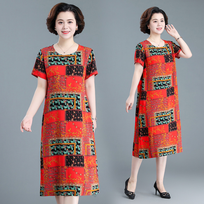 时尚保暖棉服155.00品瑶中老年网批PY-S2608 女装连衣裙货源批发 品瑶中老年网批PY-X01女装一件代发
